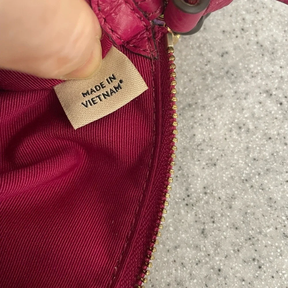 Coach Fuchsia‎ Wristlet with Shearling Accent EUC - Picture 6 of 8